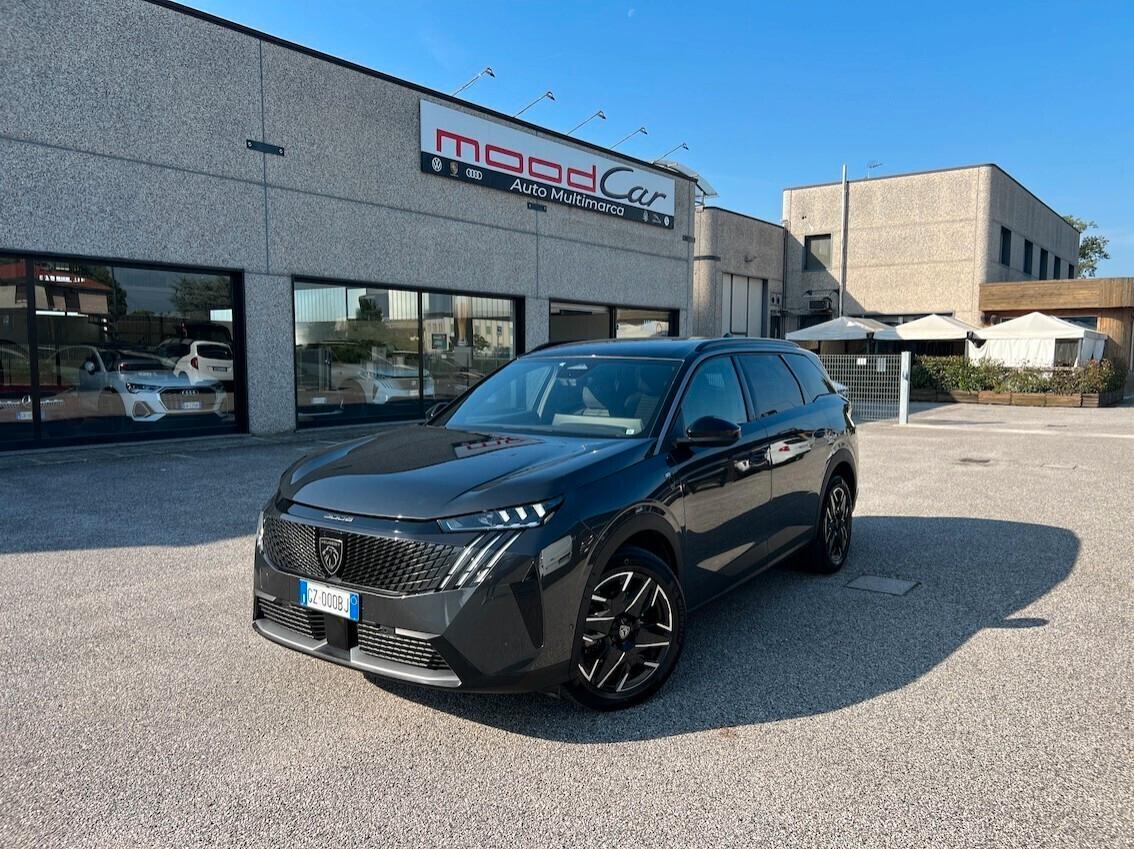 Peugeot 5008 1.2 hybrid GT 136 cv 7 POSTI e-dcs6 - Unic Proprietario