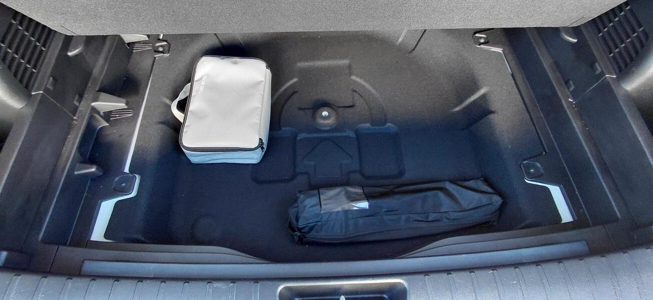 Hyundai Kona 1.6 HEV DCT NLine