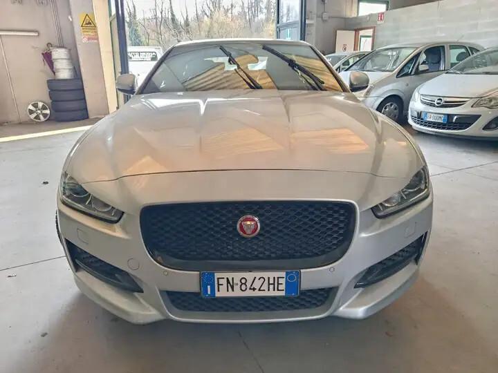Jaguar XE 2.0 D 180 CV AWD aut. Portfolio