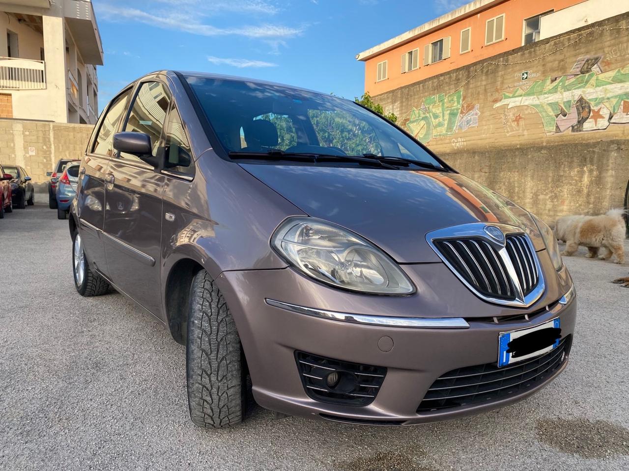Lancia MUSA 1.6 Mjt 120 CV Platinum anno 2011