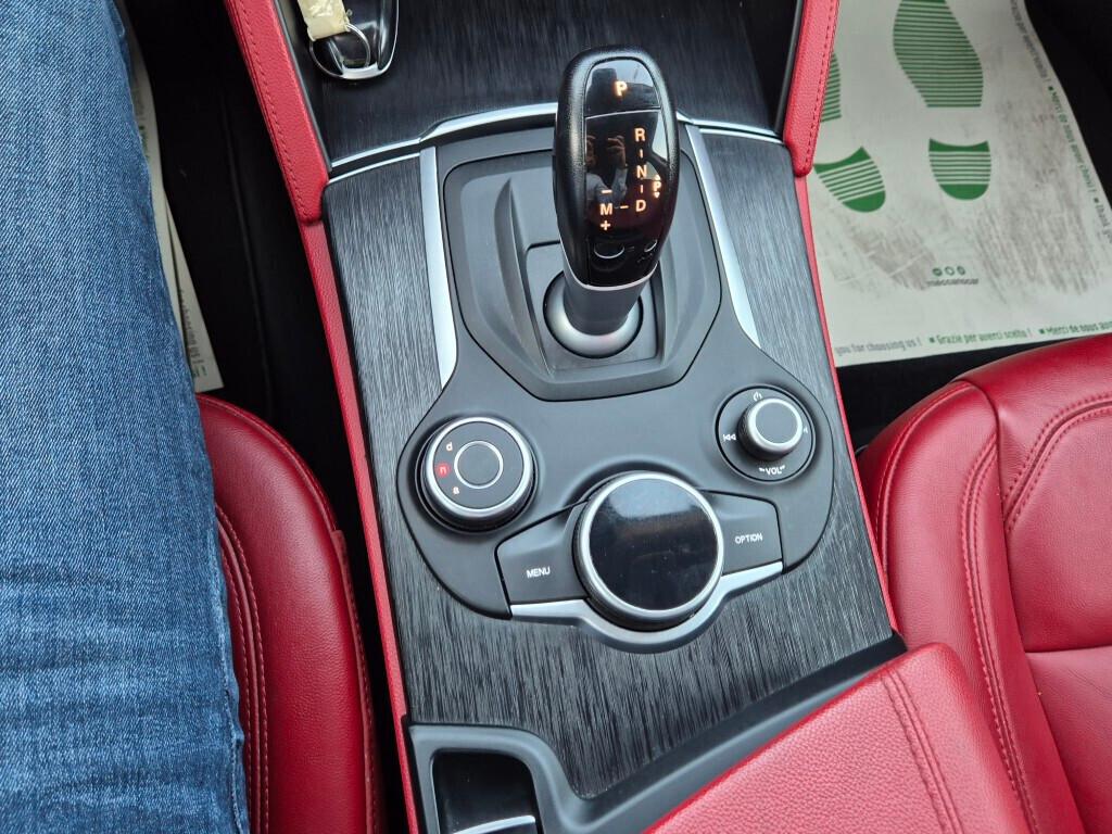 ALFA STELVIO 2.2 d 210CV AT8 Q4 EXECUTIVE FULL