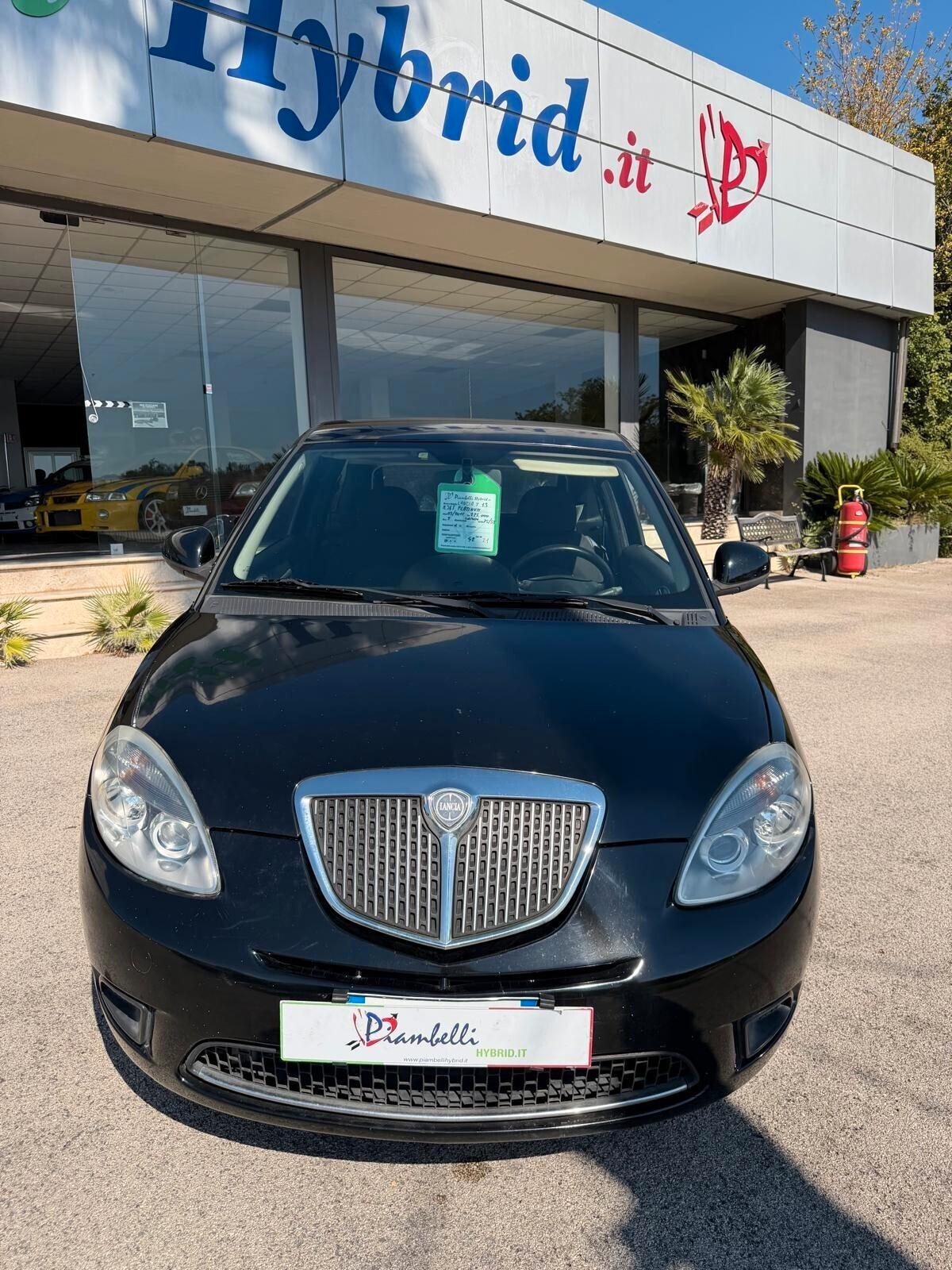 Lancia Ypsilon 1.3 MJT 75 CV Platinum