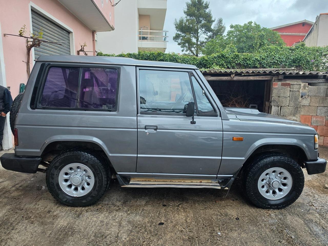 Mitsubishi Pajero 2.5 TDI Metal-top