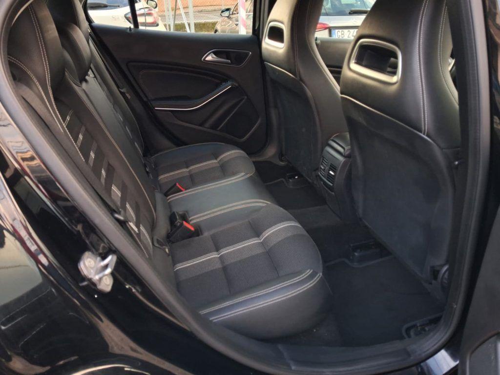 Mercedes-Benz GLA 180 Automatic Sport