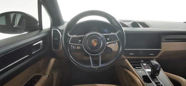 PORSCHE Cayenne 3.0 V6