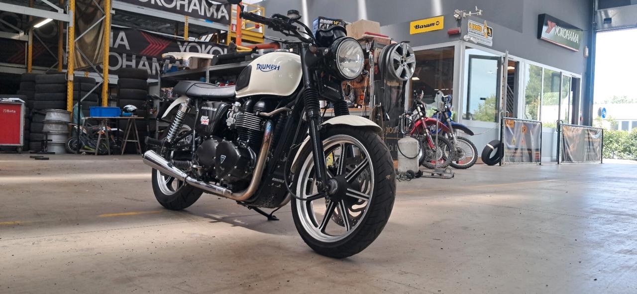 Triumph Bonneville