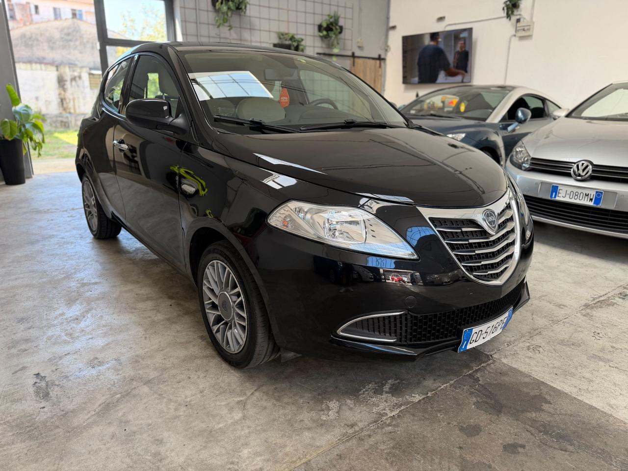 Lancia Ypsilon 1.2 Platinum