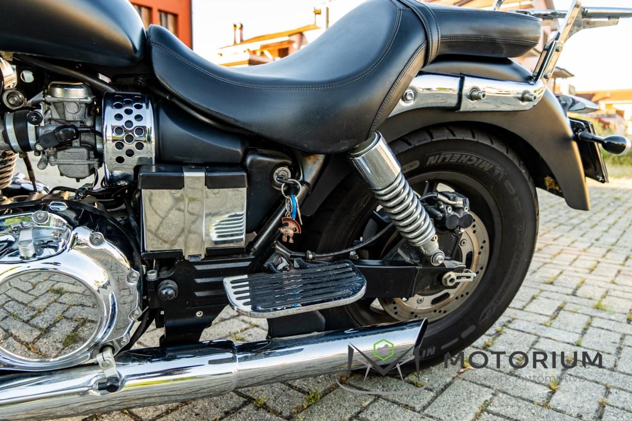 TRIUMPH America 900