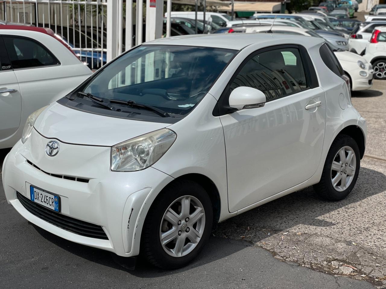 Toyota iQ 1.0 Multidrive Versione Lancio