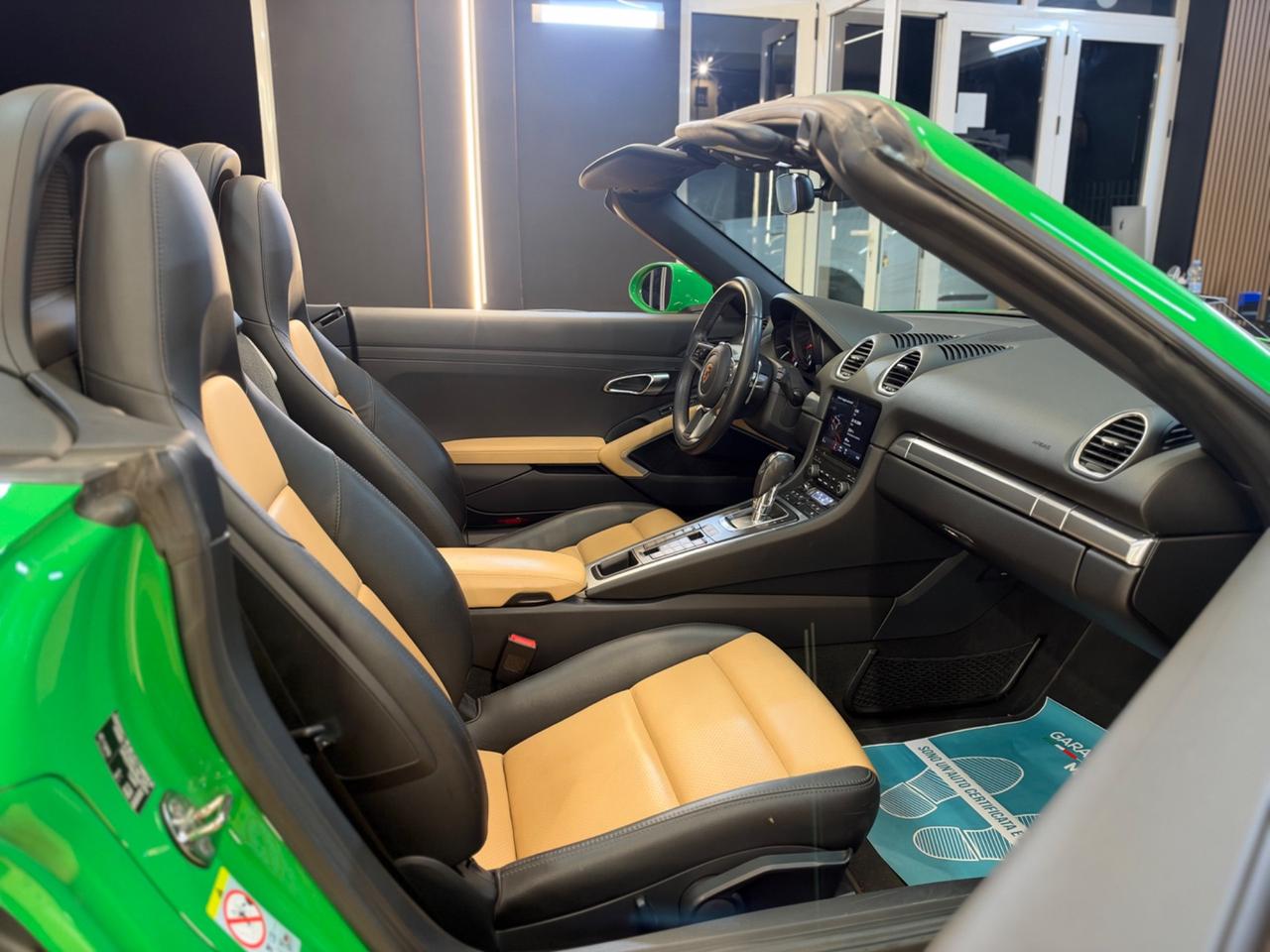 Porsche 718 Boxster 2.0