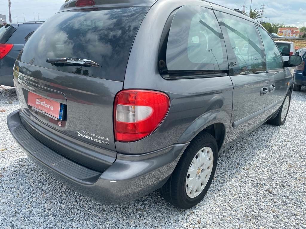 Chrysler Voyager 2.8 CRD 150 cv cat LX Leather Automatica