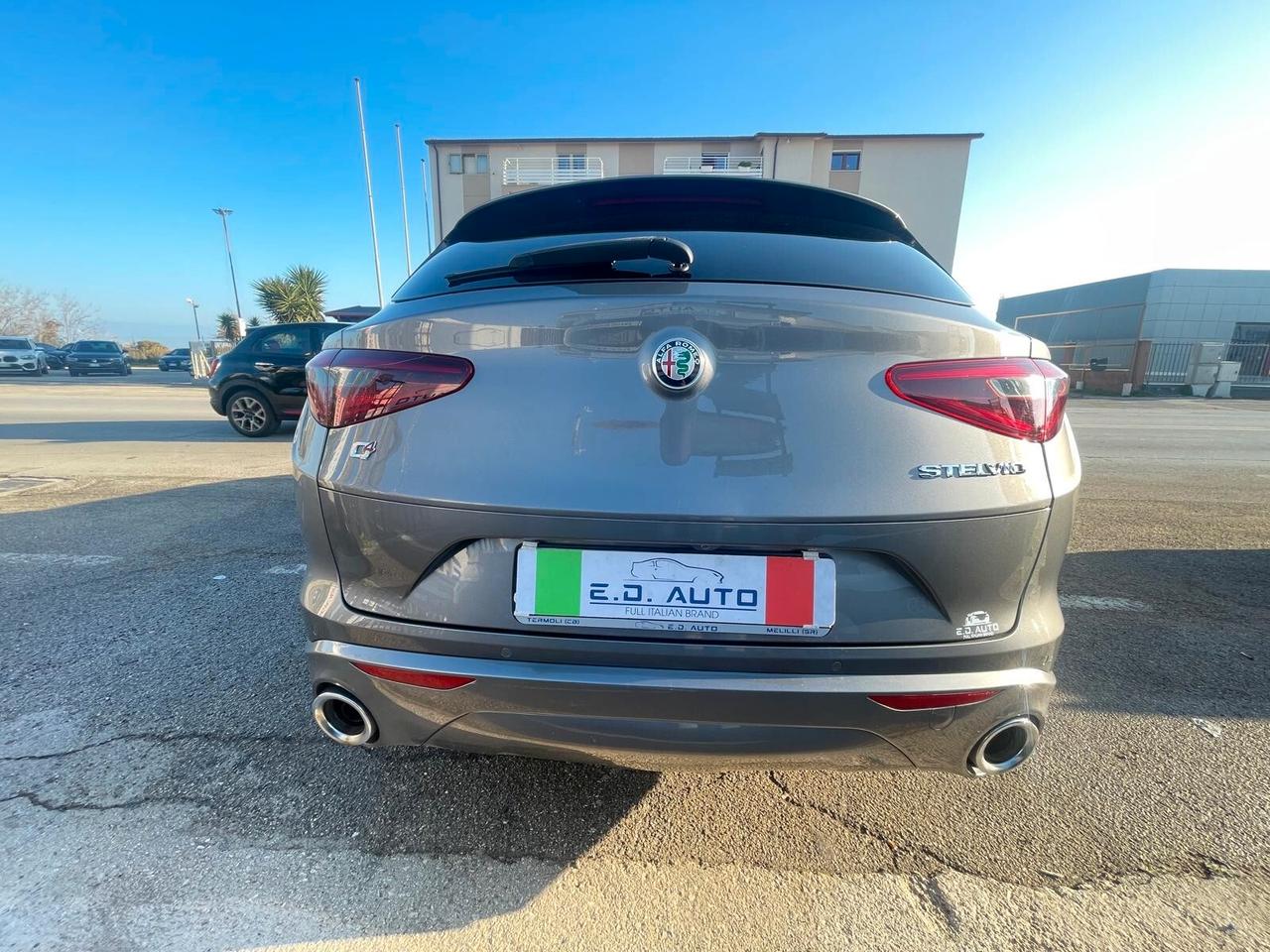 Alfa Romeo Stelvio 2.2 Turbodiesel 210 CV AT8 Q4 Super