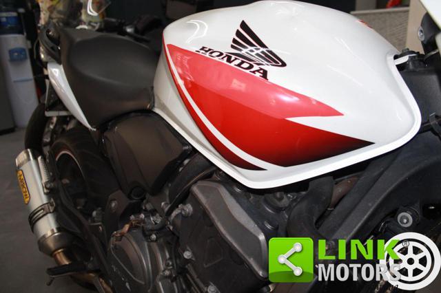 HONDA Hornet 600 CB600F