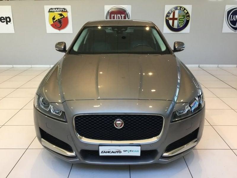 Jaguar XF 2.0 D 180 CV Prestige