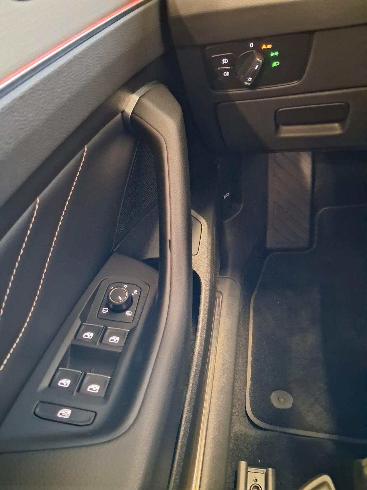 Volkswagen Passat Variant 2.0 TDI SCR EVO DSG Executive