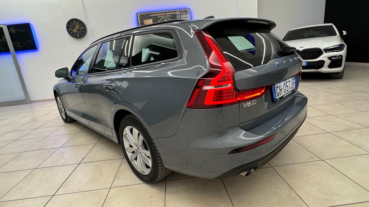 Volvo V60 B4 (d) Geartronic Momentum Pro-80.000 km