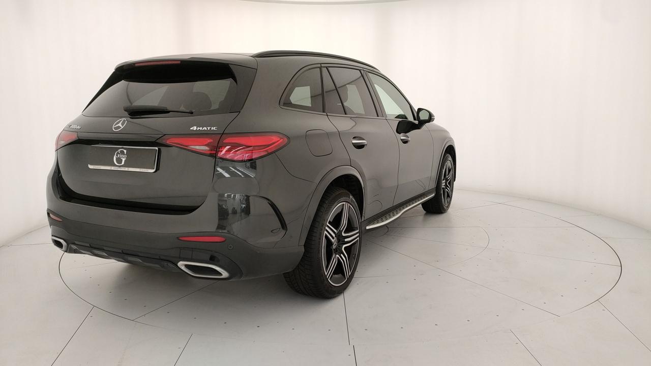 Mercedes-Benz GLC 300 de phev AMG Premium Plus 4matic auto