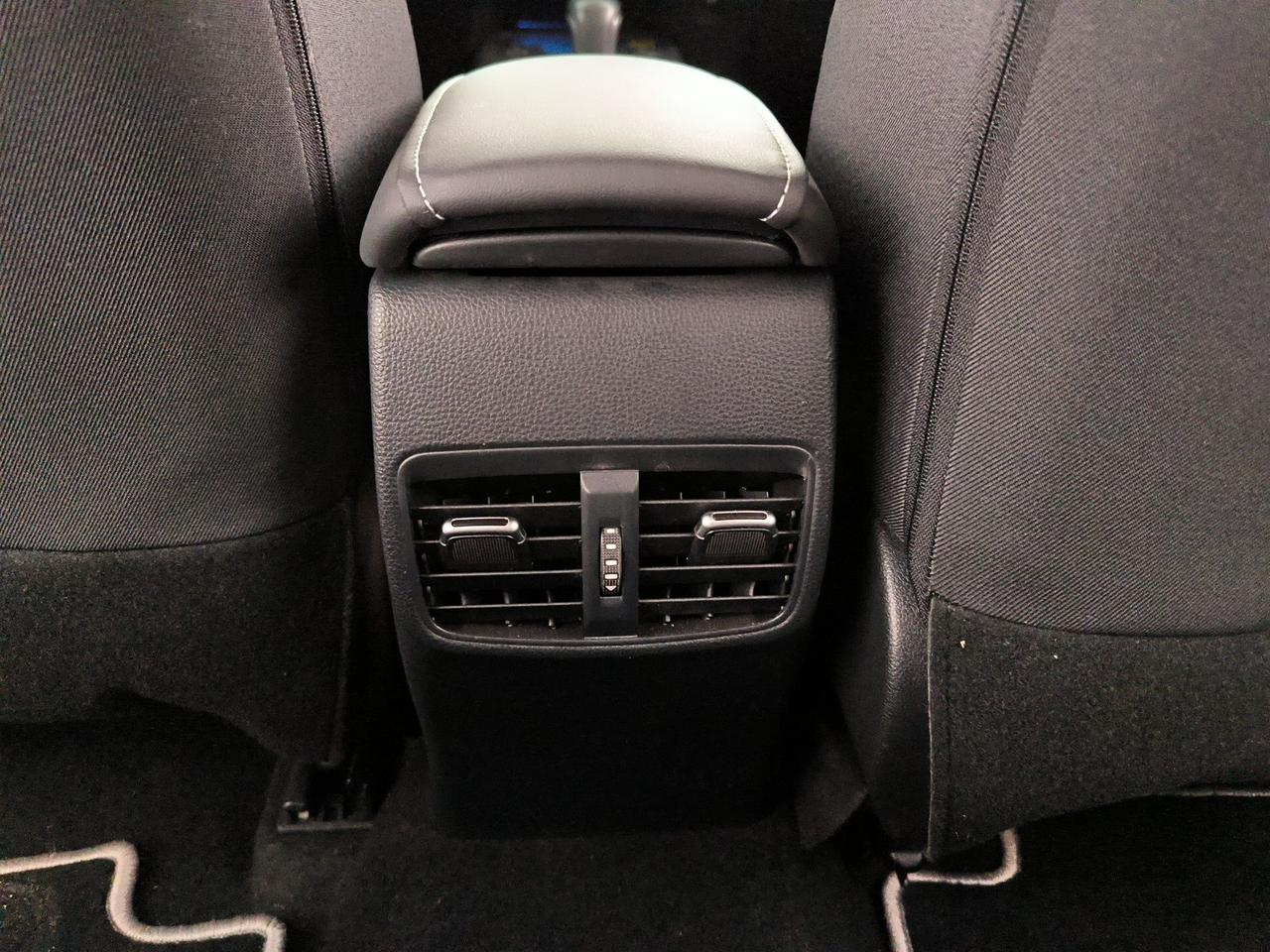 Toyota Corolla touring sports 2.0h trek cvt