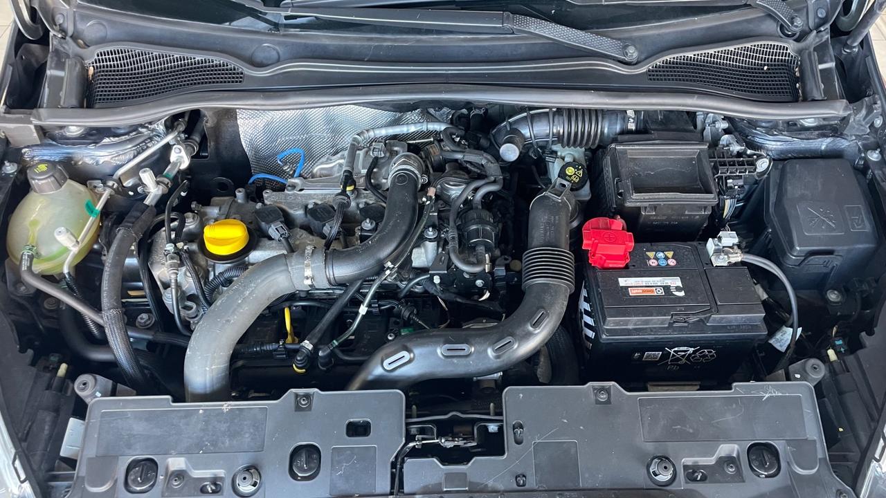 Renault Clio TCe 120CV EDC Start&Stop 5 porte Energy Intens