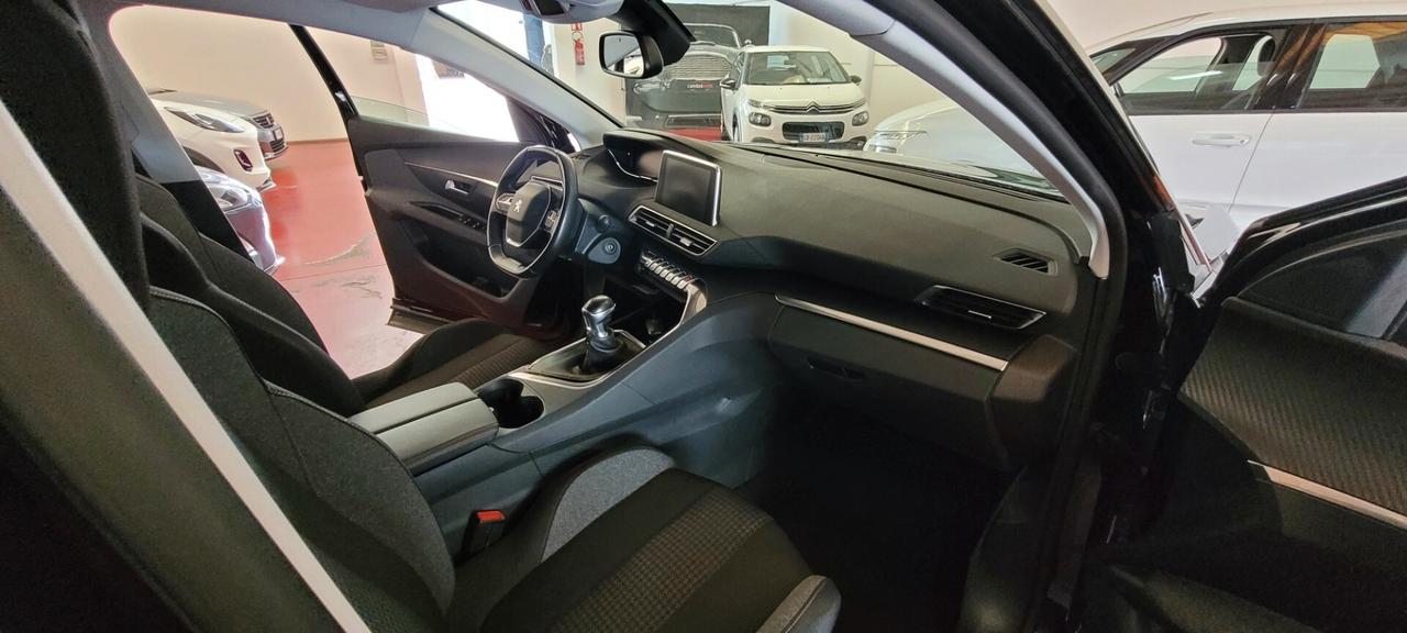 Peugeot 3008 BlueHDi 130 S&S Business