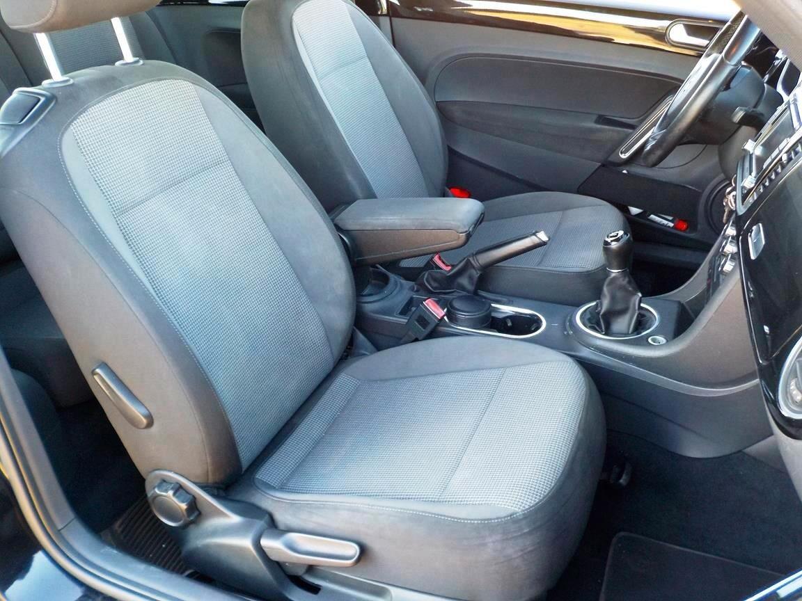 Volkswagen Maggiolino 1.6 TDI Design