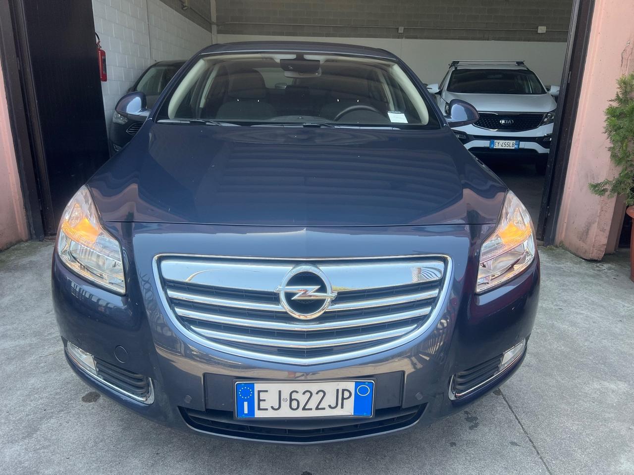 Opel Insignia 1.6 Turbo 180CV 4 porte Cosmo