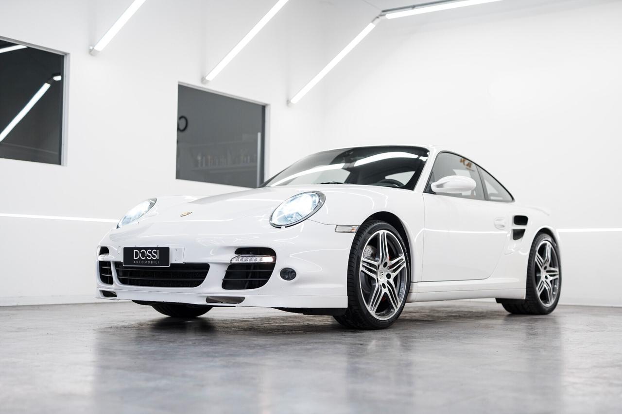 Porsche 911 Turbo Coupé MANUALE