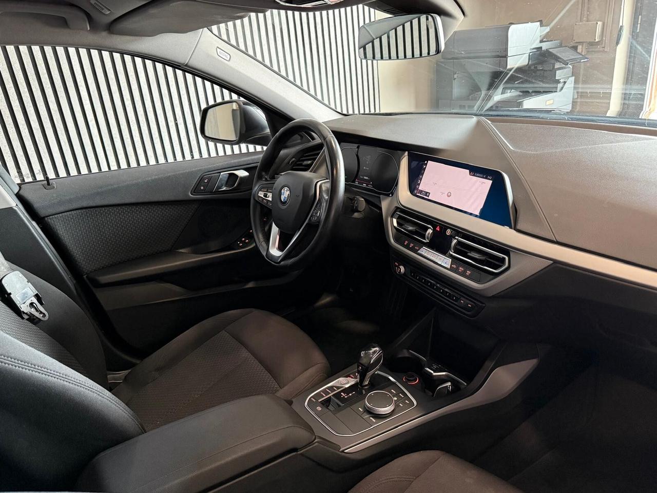 Bmw 116 116d 5p. Business