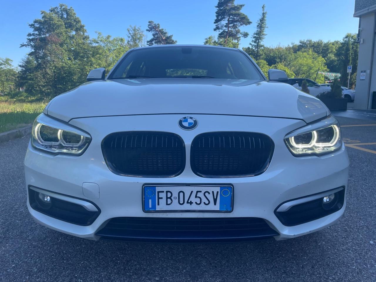 Bmw 116 116d 5p. Urban life*Automatik*Neopatentati*Cerchi*Navi*