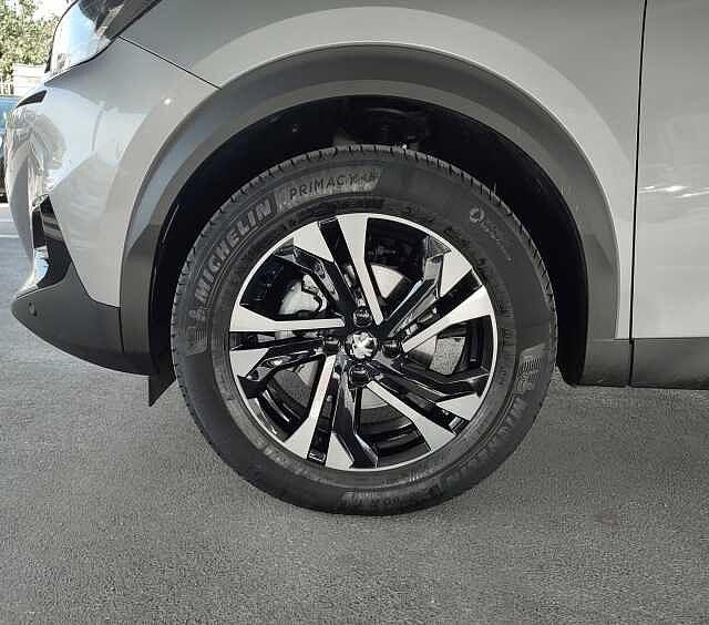 Peugeot 2008 PureTech 100 S&S Allure Pack