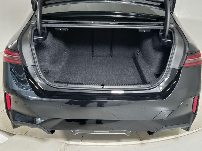 BMW Serie 5 G60 Berlina 520d 48V xdrive MSport Pro auto