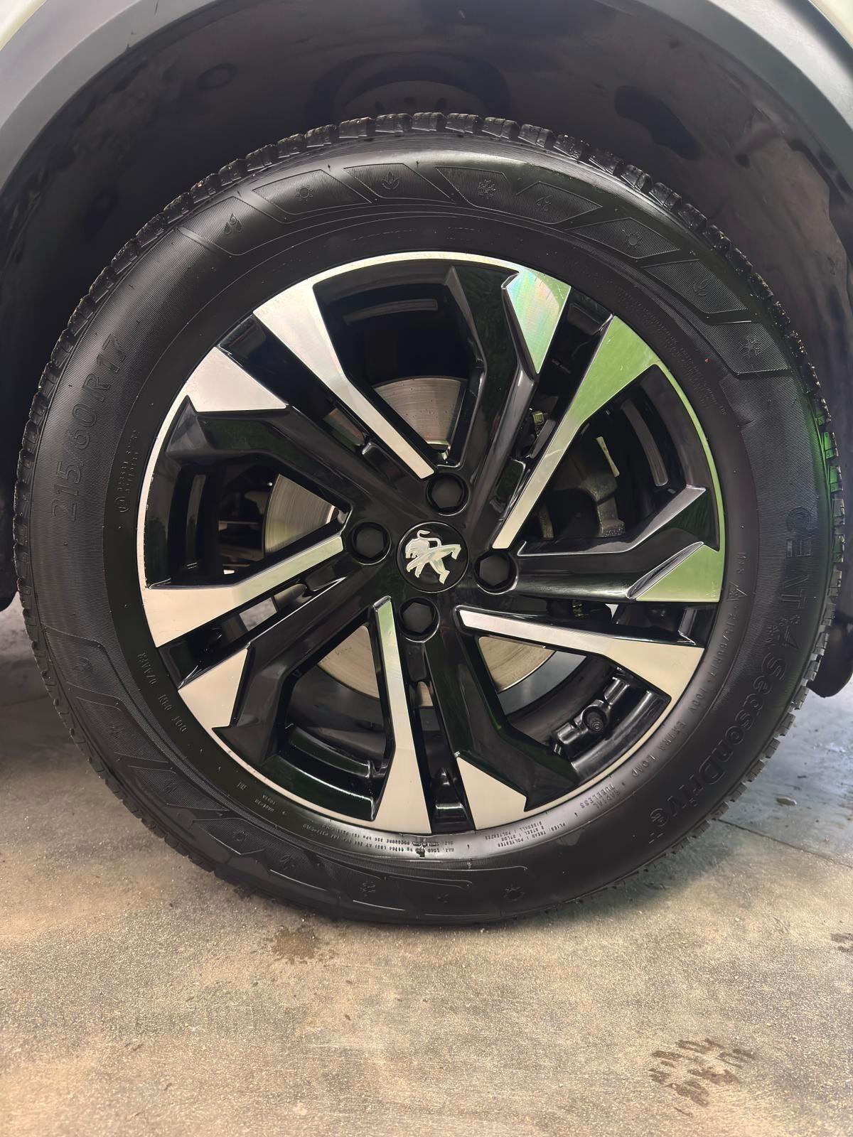 Peugeot 2008 BlueHDi 130 S&S EAT8 GT Pack