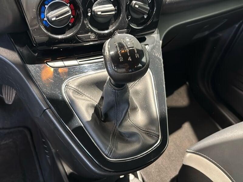 Lancia Ypsilon 1.3 MultiJet 95cv Elefantino