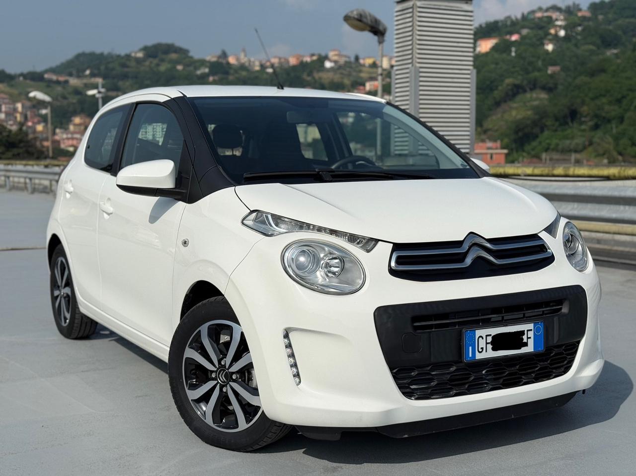 Citroen C1 VTi 72 Cv pronta consegna soli 400 km