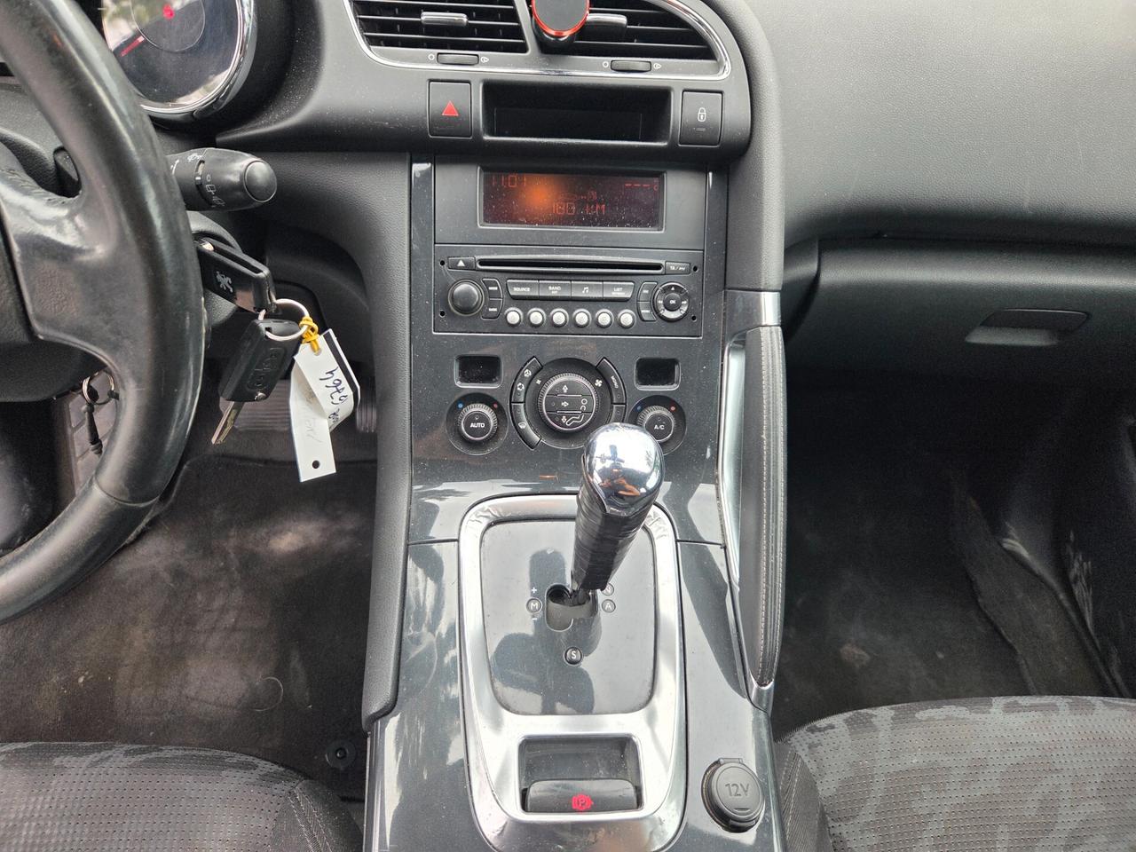 Peugeot 3008 1.6 HDi 110CV cambio robotizzato - TAGLIANDATA
