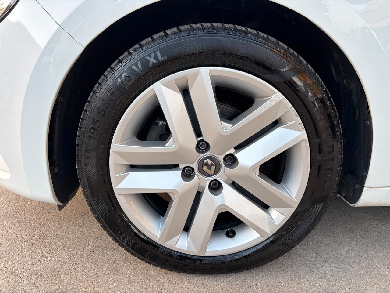 Renault Clio Blue dCi 100 Evolution - 2022