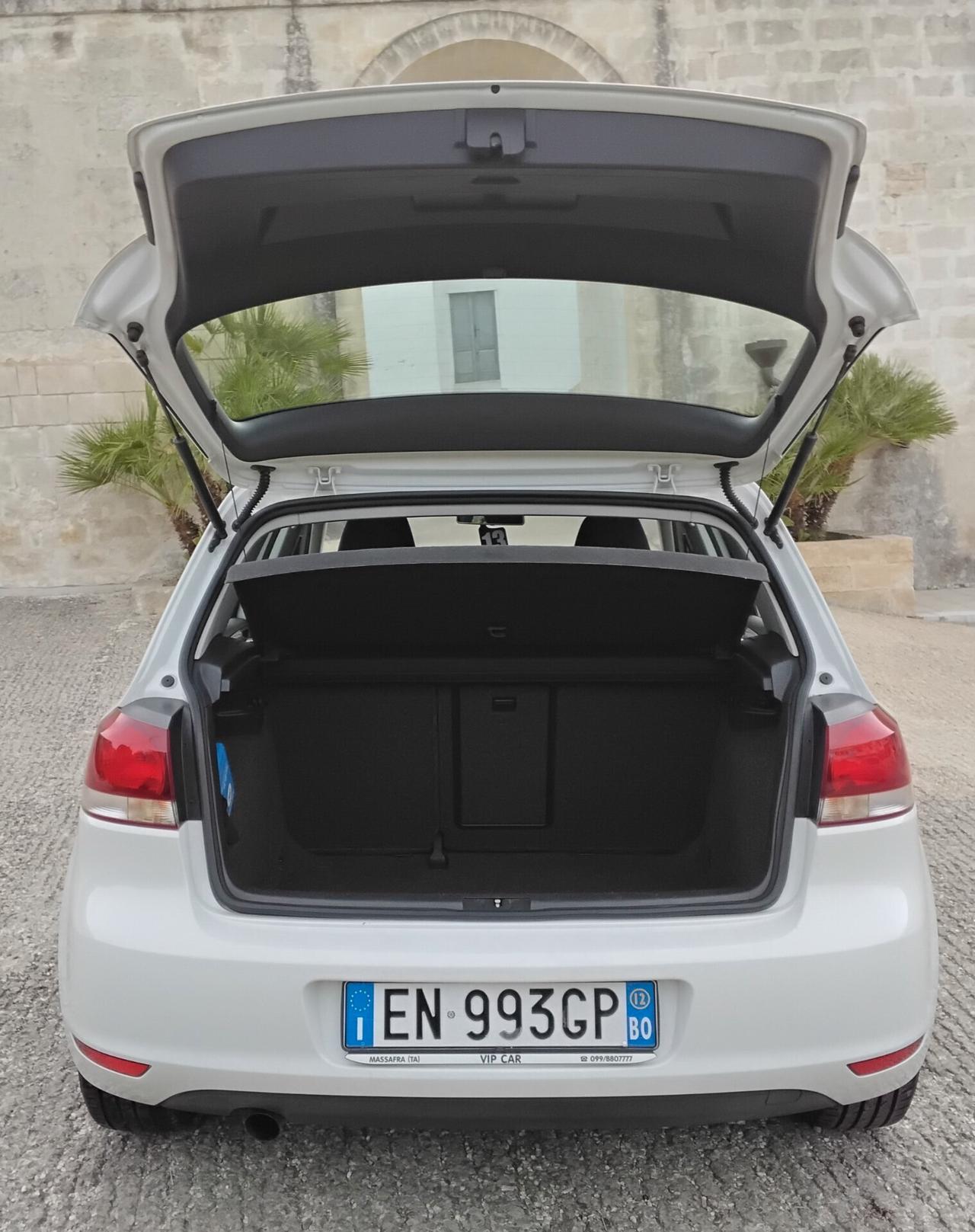 Volkswagen Golf 1.6 TDI DPF 5p. Highline