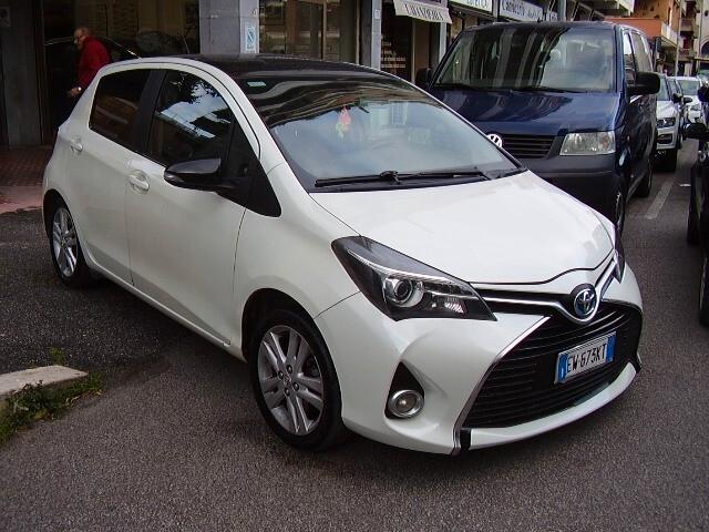 Toyota Yaris 1.5 Hybrid 5 porte Style NEOPATENTATI