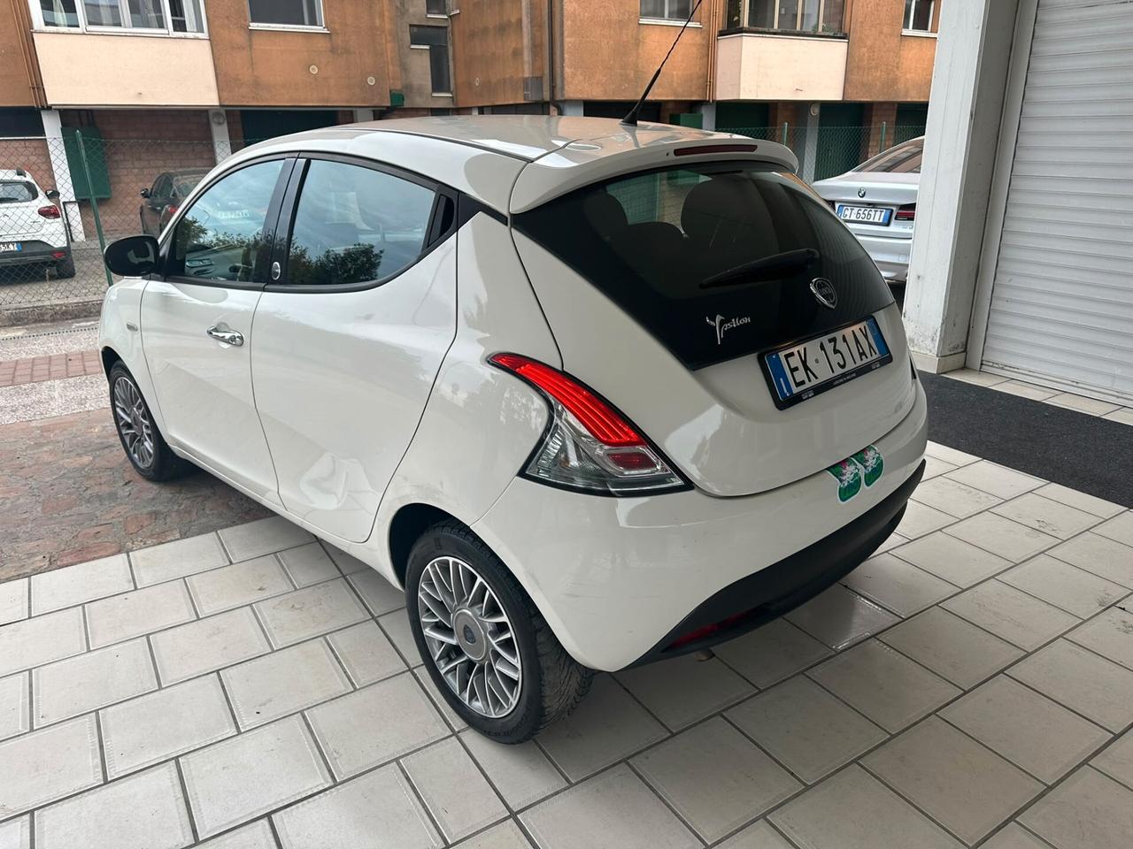 Lancia Ypsilon 1.2 GPL Neopatentati