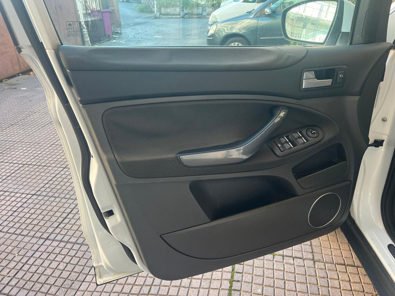 Ford Kuga 2.0 TDCi 136 CV 4WD Titanium DPF