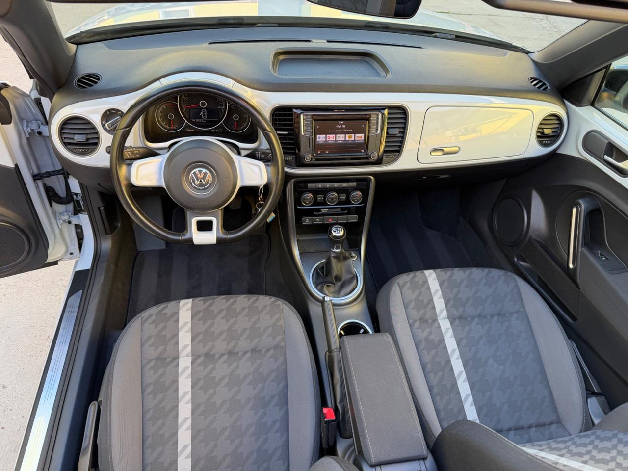 Volkswagen Maggiolino Cabrio 1.2 TSI color Gesso