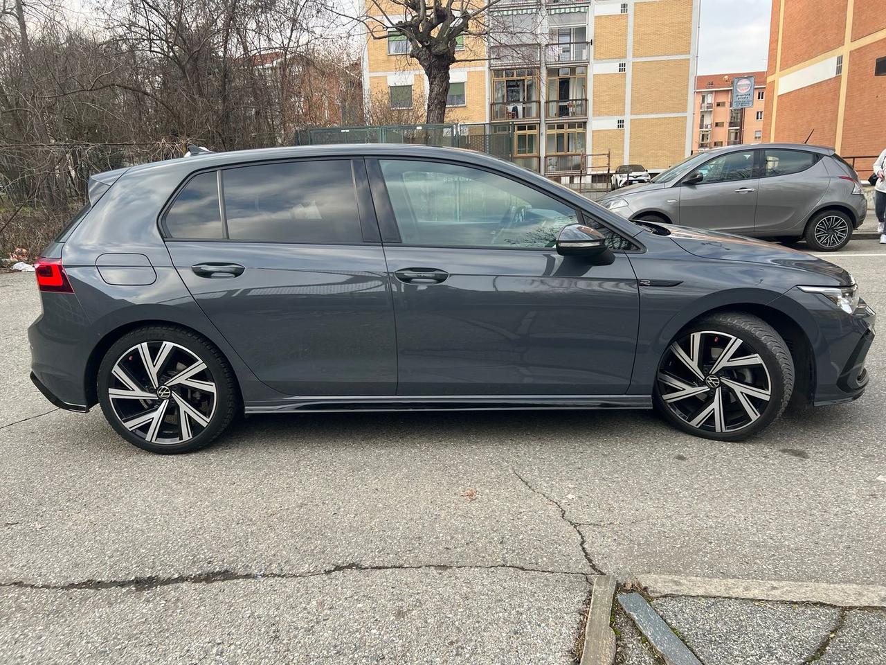 Volkswagen Golf R Line 1.5 eTSI MHEV #9260