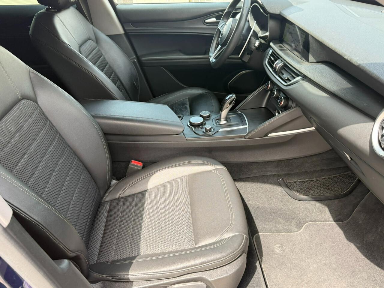 Alfa Romeo Stelvio 2.2 Turbodiesel 210 CV AT8 Q4 Executive