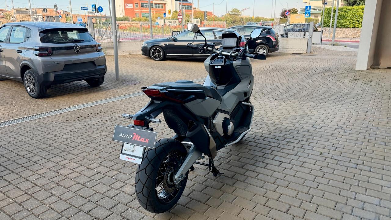 Honda X-ADV 750