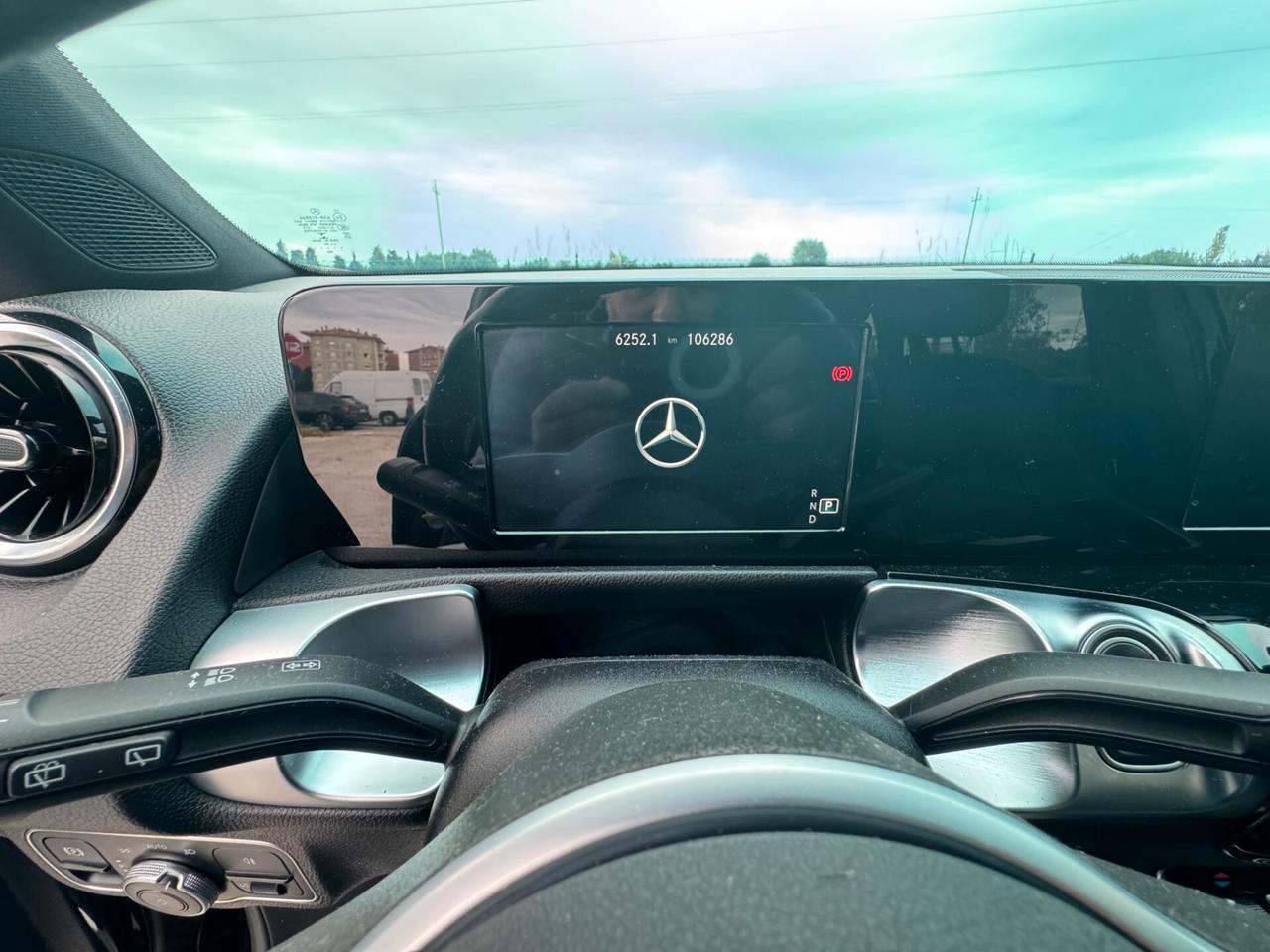 Mercedes-benz GLB 180 d Automatic Business