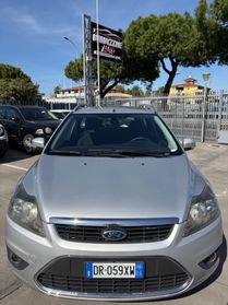 Ford Focus 1.6 gpl titanium
