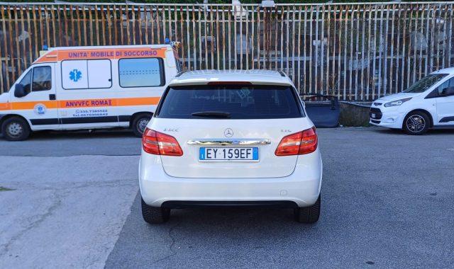 MERCEDES-BENZ B 200 NGD PREMIUM