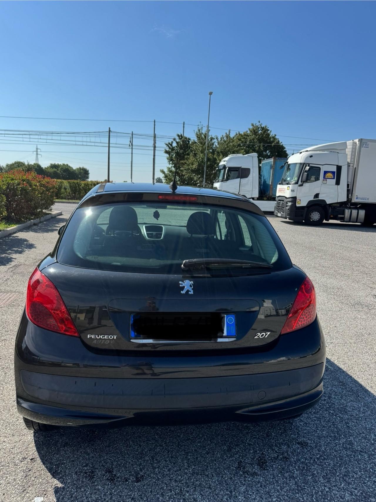 Peugeot 207 1.4 8V 75CV 5p. X Line