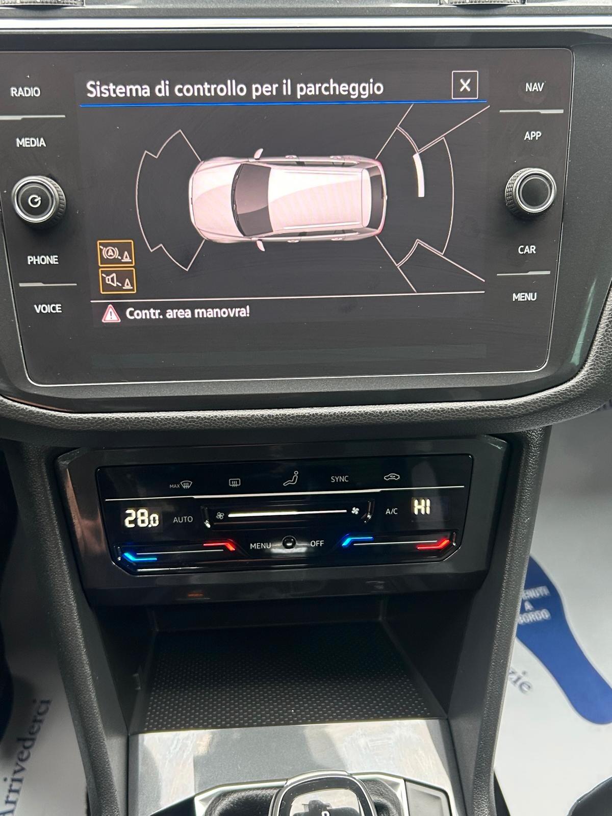 Volkswagen Tiguan 2.0 TDI 150 CV SCR DSG R-Line