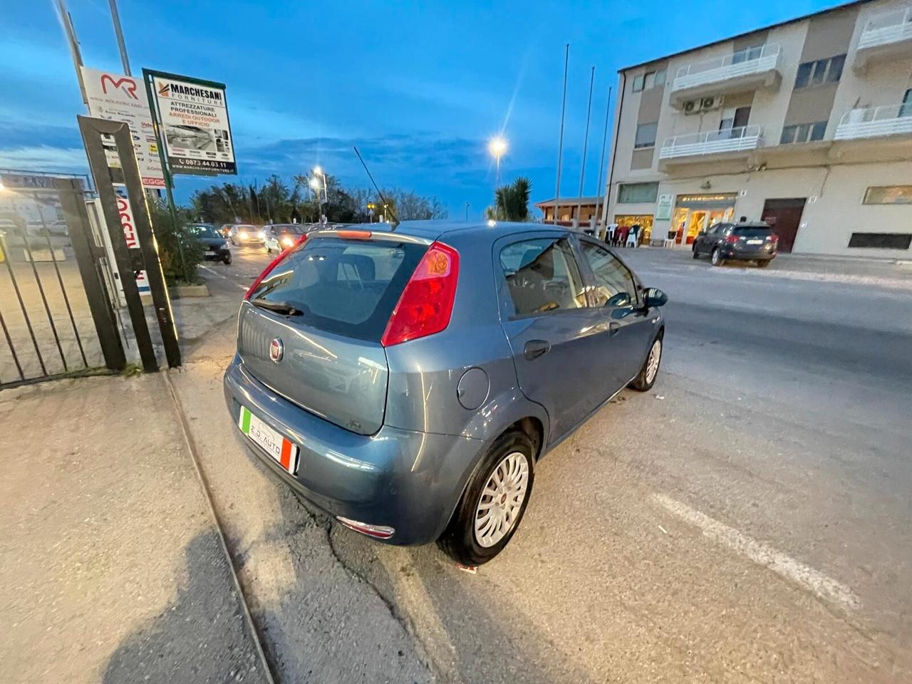 Fiat Punto 1.3 MJT II S&S 95 CV 5 porte Street